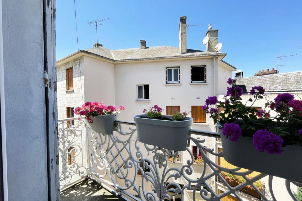 Appartement Haussmannien Proche Gare Chartres Buitenkant foto